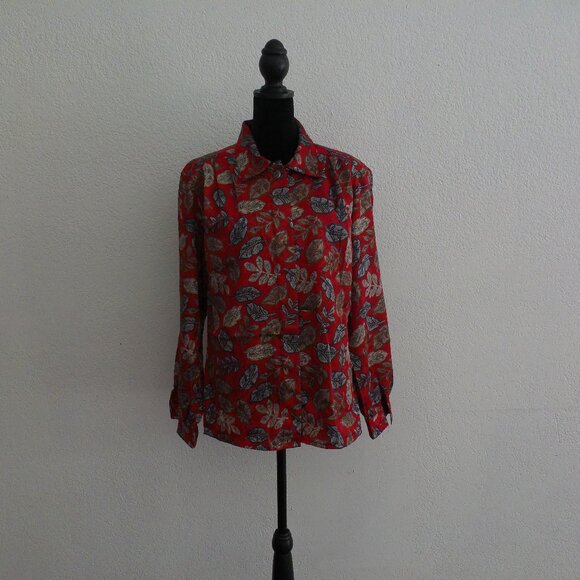 Red color blouse with golden leaves design, shiny - Picture 5 of 9
